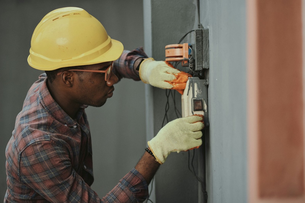 Electrical repair and installation in Columbia, MS